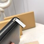 【バーバリー】送料関税込 定番人気 ジッパー・ラウンド・長財布 - 画像 (10)