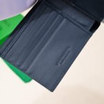 【ボッテガヴェネタ】春夏にぴったりの実用的で絶妙な短財布3色 - 画像 (14)