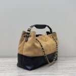 【シャネル】★秋冬のコーデに大活躍★HOBO バッグ★25A限定 - 画像 (8)