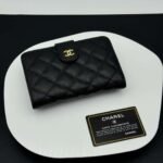 【シャネル】  2つ折り財布 キャビアスキン レザー ゴールド金具 財布A48667 - 画像 (9)