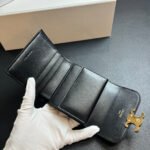【セリーヌ】大人気スモール フラップ トリオンフ 三折り財布 - 画像 (6)