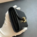【セリーヌ】大人気スモール フラップ トリオンフ 三折り財布 - 画像 (5)