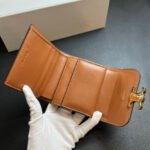 【セリーヌ】大人気スモール フラップ トリオンフ 三折り財布 - 画像 (13)