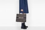 【ディオール】◆大人気 BOOK TOTE 定番柄刺繍 トートバッグ-3 sizes - 画像 (8)