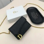 【ディオール】新作ウォレット モードな美しさ 先行販売 - 画像 (4)