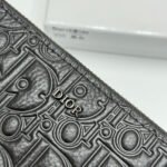 【ディオール】新作★ロゴの長財布☆ロングジップウォレット2色 - 画像 (7)