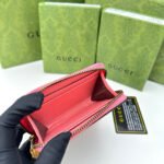 【グッチ】 ミニマリストに最適！シンプルで上品な短財布 - 画像 (8)