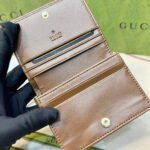 【グッチ】 コンパクトな二つ折り財布 人気爆発 在庫わずか - 画像 (7)