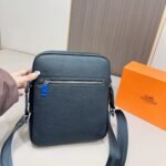 【エルメス】ユニセックス ブラックメッセンジャーバッグ(送料無料) - 画像 (4)