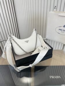WHITE-(Silver Metal)
