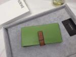 【ロエベ】ロングウォレット 5色展開 上質レザー 豪華な一品 - 画像 (5)