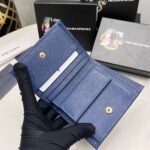 【プラダ】サフィアーノ素材使用 新作レディースミニ財布 在庫わずか - 画像 (5)