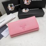 【プラダ】美しさと機能性を兼ね備えたフラップ长財布 今季注目 - 画像 (10)
