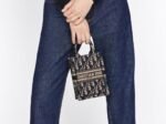 【ディオール】入手困難★BOOK TOTE ミニ フォンバッグ♪ - 画像 (5)