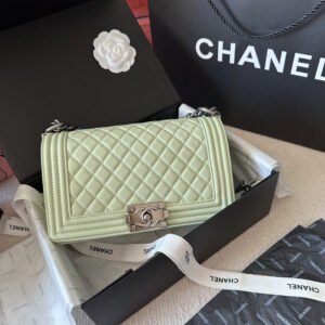 LIGHT GREEN