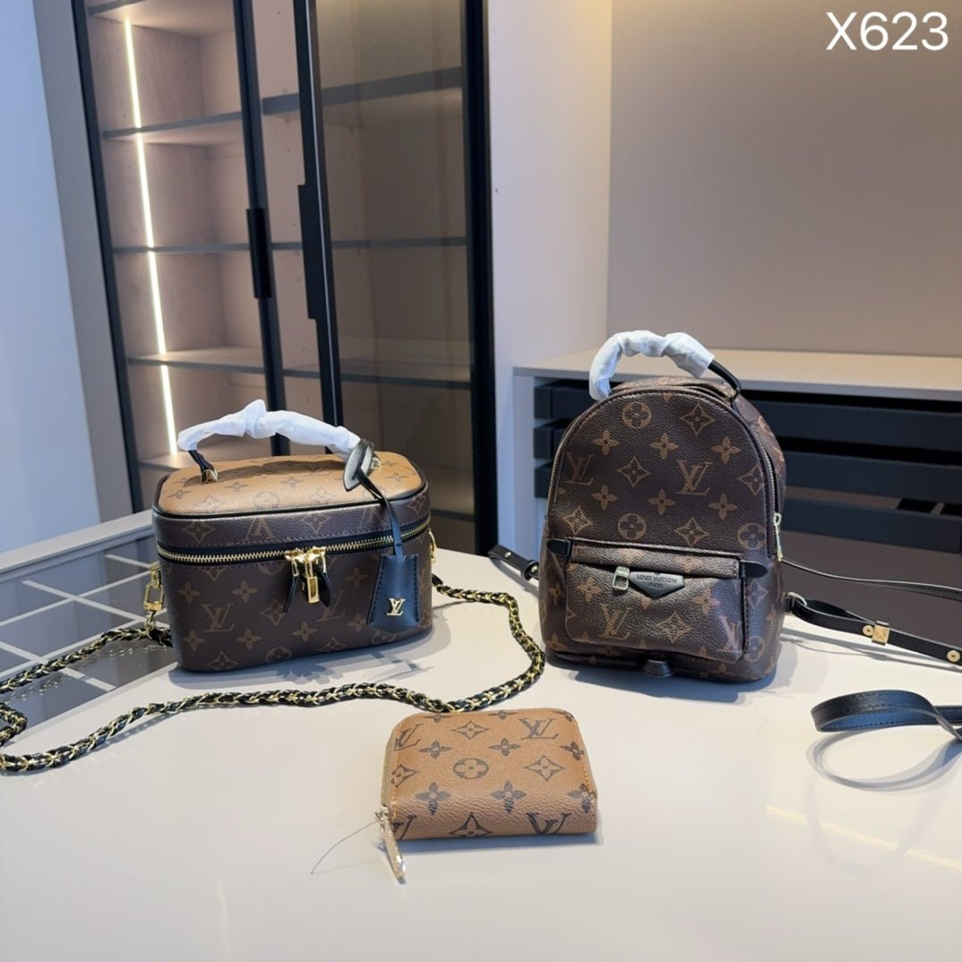 VV-3in1-SJHZ-BROWN_1_c8f76bfe-82a6-4a88-8f4d-81bd4581b1f0.jpg 【ルイヴィトン】3点セット☆ピースカラー化粧箱|爆款バックパック付き|肩掛け可能で実用的♪今すぐゲット! - 画像 (1)