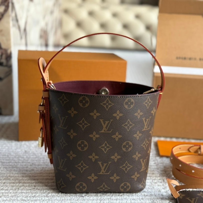 VV-BAG-BRST-BROWN_1_ac6b8d38-f6b0-4c97-987a-1258bd7baa44.jpg 【ルイヴィトン】★水桶バッグ|クラシックなデザイン、斜め掛けで使いやすい♪数量限定販売中! - 画像 (1)