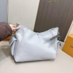 【ルイヴィトン】♢キャリーオール｜ヴィンテージ優雅さ、オンオフ問わず大活躍♪数量限定販売中 - 画像 (4)