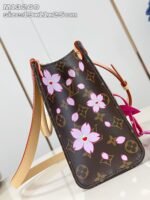 【ルイヴィトン】可愛すぎる♡村上隆コラボ 桜TM オンザゴーPM バッグM13269 - 画像 (9)