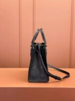 【ルイヴィトン】様々なシーンで活躍 男女共に人気★  オンザゴー PM M45653 - 画像 (7)
