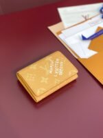 【ルイヴィトン】カード＆名刺入れ付多用途長財布 今季注目♪2色展開 - 画像 (5)
