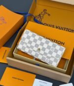 【ルイヴィトン】大人気☆  ポルトフォイユ・エミリー 財布 ギフト8色 - 画像 (26)