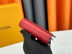 【ルイヴィトン】エンボス加工が美しい コンパクト財布 春の限定カラー - 画像 (8)
