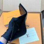 【ルイ・ヴィトン】Victorine エンベロープ財布｜コンパクトでエレガント - 画像 (5)