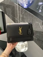 【サンローラン】スムースレザーのサンセットミディアム - 画像 (2)